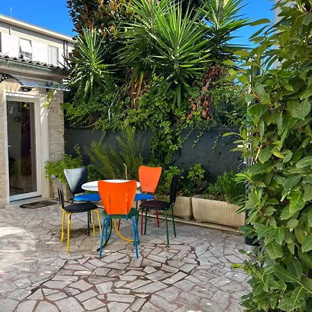 Будинок відпочинку Orchidea В'яреджо